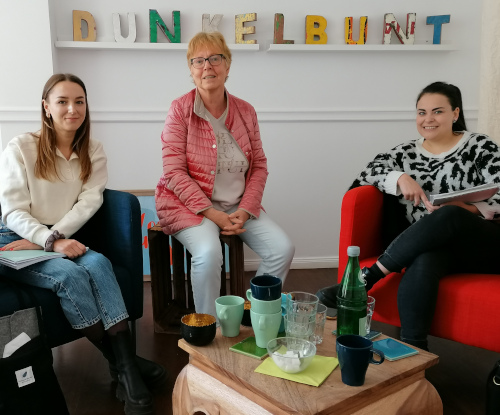 2022 05 02 Studentinnen forschen zu Trauerbewaeltigung 500