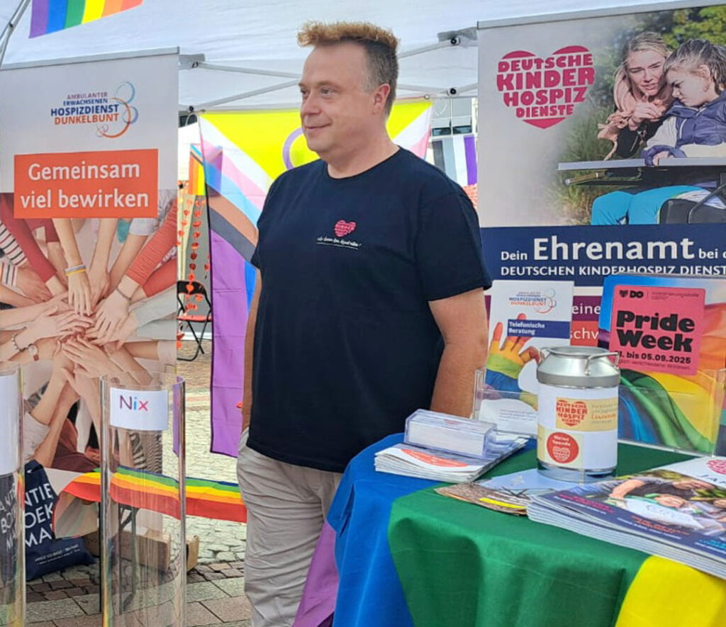 Hospizdienst Dunkelbunt CSD 4